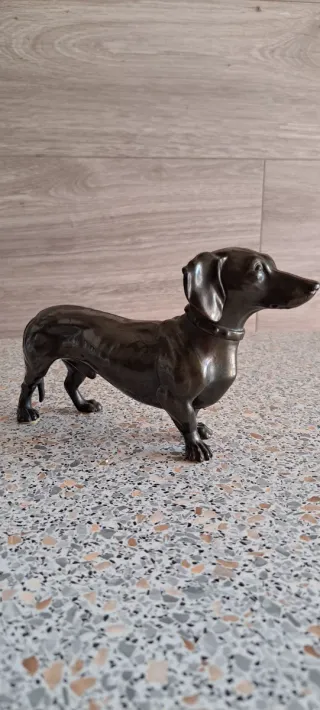 Bassotto in bronzo