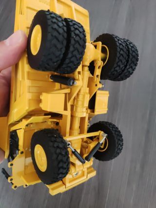 Camion Joal Komatsu HD605