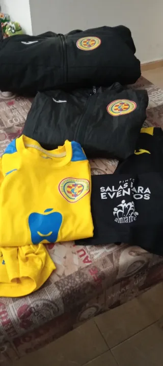 Ropa deportiva Ciudad de Pinto