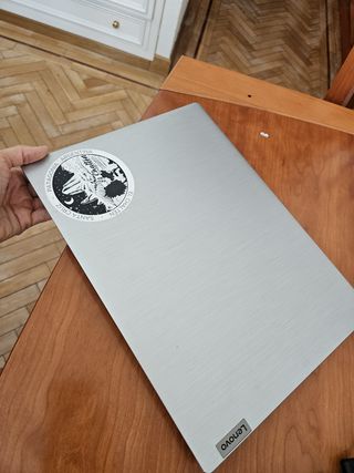 Lenovo IdeaPad 3 i5 - Muy poco uso