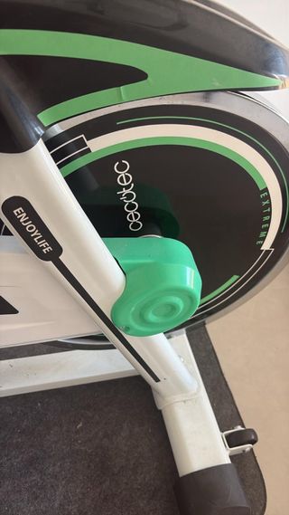 Bicicleta Spinning CECOTEC Blanca y Verde