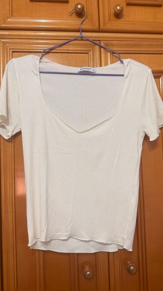 Camiseta Stradivarius Blanca Talla L. Ajustada