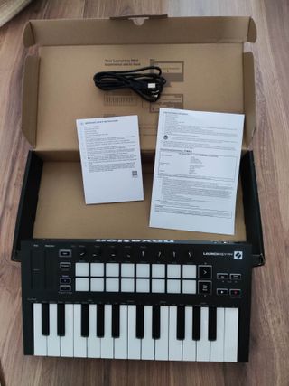 Controlador MIDI Novation