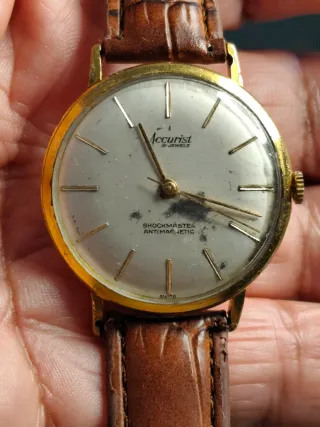 Reloj Accurist Shockmaster Vintage Swiss Made.
