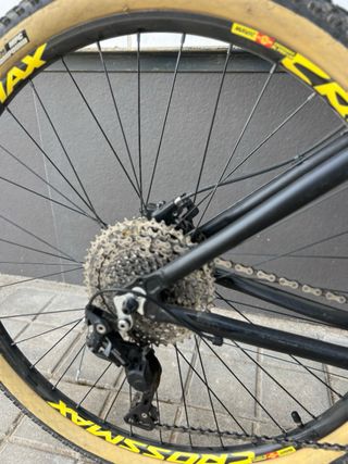 MTB Talla M/L Negra