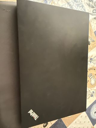 Portátil Lenovo ThinkPad Negro