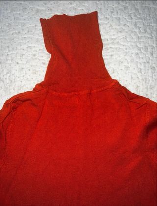 Jersey fino cuello alto naranja