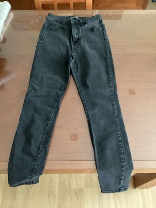 Pantalones vaqueros negros