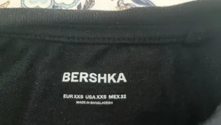 Camiseta Dragon Ball Z Bershka Talla XS. Nueva. 