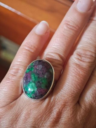 Anillo Piedra Natural Verde y Morado