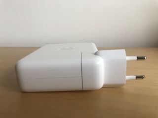 Cargador Apple 140W USBC Perfecto