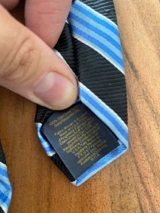 Corbata de seda a rayas
