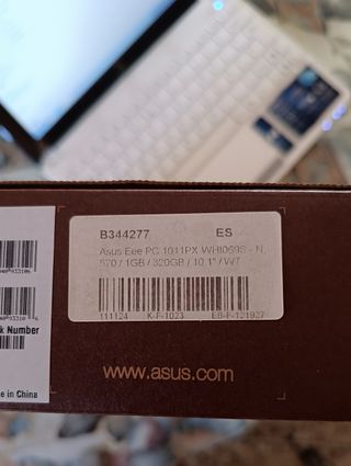 Mini PC Asus Eee 1011 + funda, cargador y batería