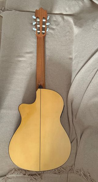 Guitarra Flamenca Alhambra Amplificada