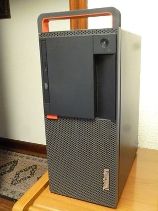Torre Lenovo I7 6700 amd rADEON 32 RAM W 11