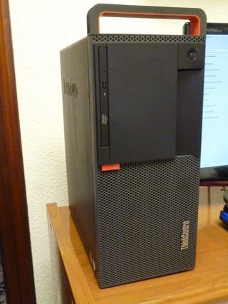 Torre Lenovo I7 6700 amd rADEON 32 RAM W 11
