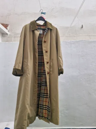 Gabardina Burberry Beige Talla 46