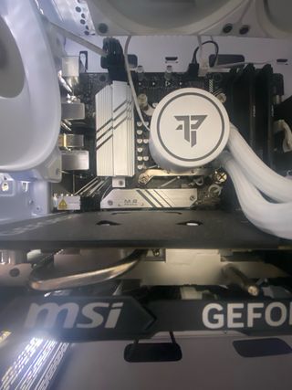 PC Gaming Ultrapotente  360fps