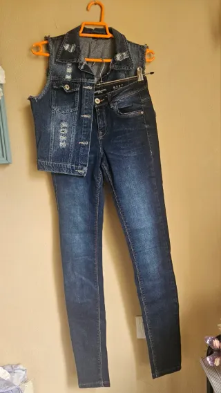 Conjunto Denim Chaleco y Pantalón