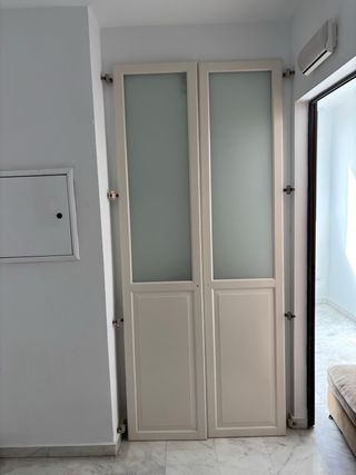 Puertas de armario blancas con cristal 230x50cm