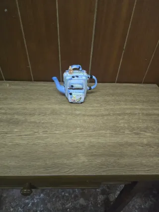 Figura maleta con ratones y osito
