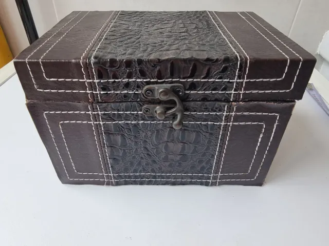 Caja decorativa piel marrón