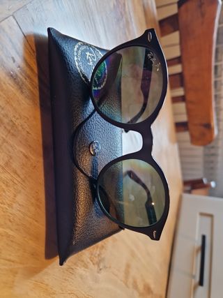 Gafas de sol Ray-Ban polarizadas negras