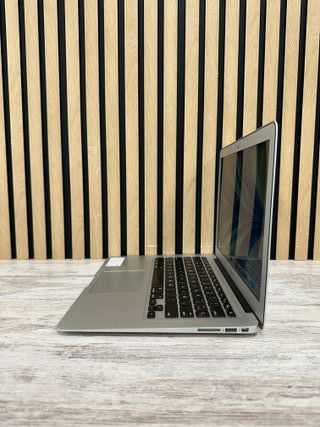 MacBook Air 13" 2017 i5 8gb 128gb SSD