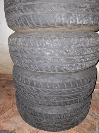 Ruedas 175/65 R14 82T
