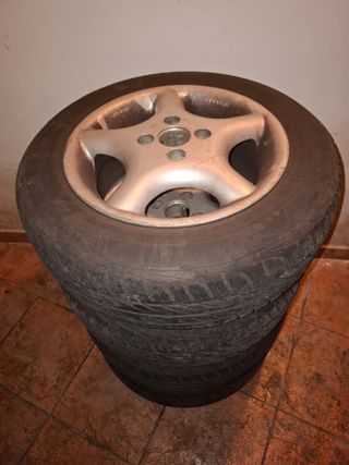 Ruedas 175/65 R14 82T