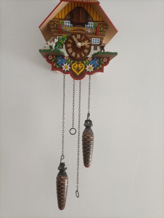 Reloj de cuco decorativo