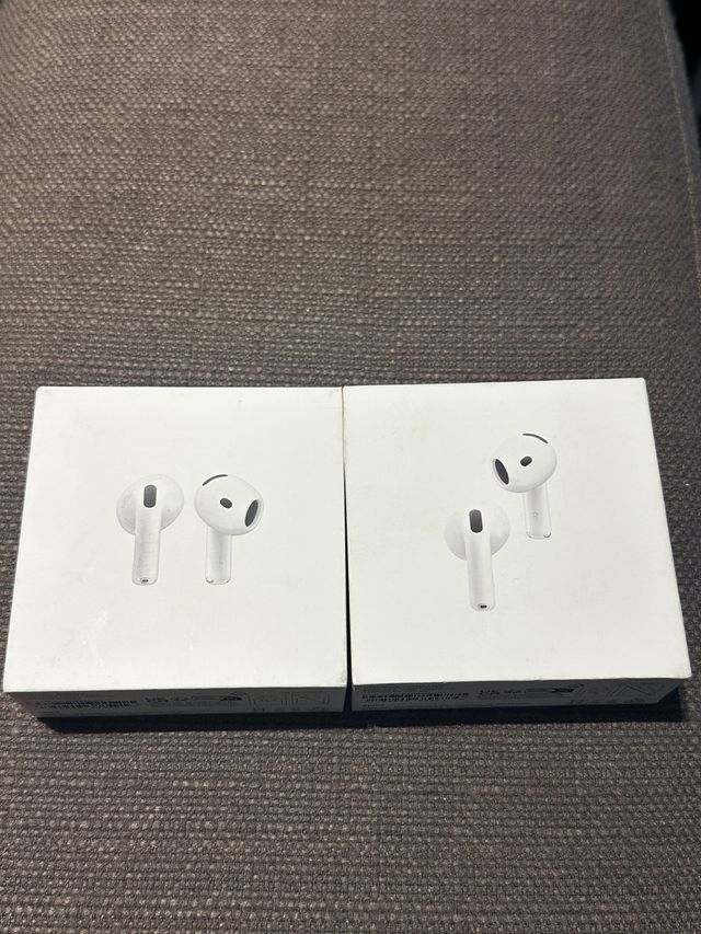 AirPods 4 con cancellazione rumore