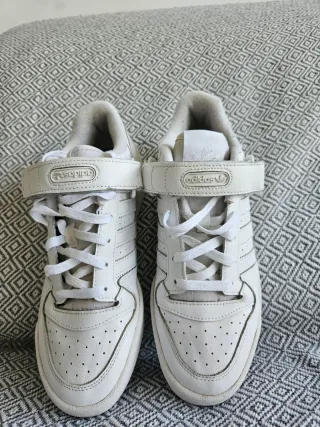Zapatillas Adidas Forum Low Talla 40 Blancas