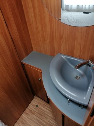 Caravana Premio con toldo