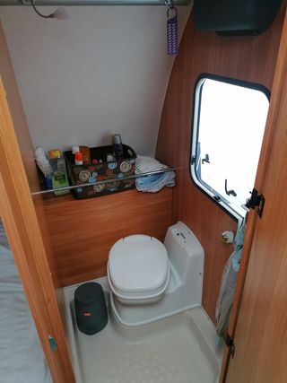 Caravana Premio con toldo