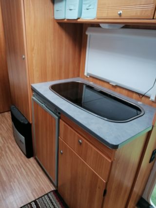 Caravana Premio con toldo