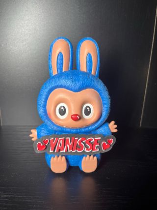 Salvadanaio blu Labubu