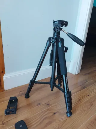 Treppiede per fotocamere e telescopi