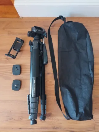 Treppiede per fotocamere e telescopi