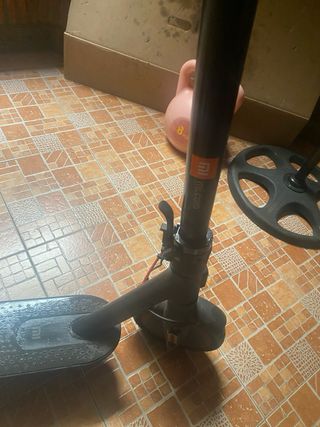 Patinete Xiaomi Pro 2 +dos ruedas nuevas 