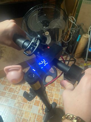 Patinete Xiaomi Pro 2 +dos ruedas nuevas 