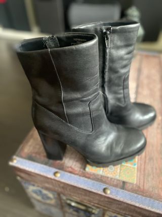 Botines Zara Piel Negros T.39