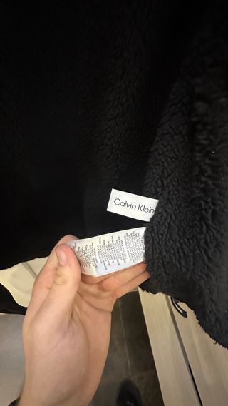 Abrigo Calvin Klein Negro con Capucha