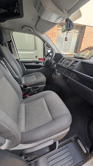 VOLKSWAGEN CARAVELLE KOMBI LARGA 2.0 TDI 150CV