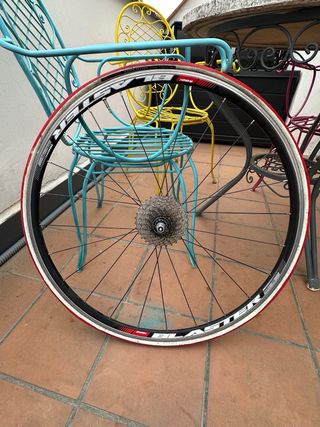 MMR Grip 105 Bicicleta Carretera + Rodillo + Rueda