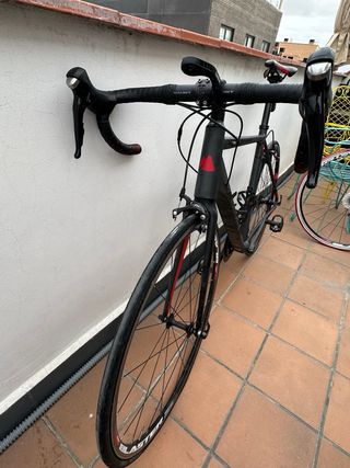 MMR Grip 105 Bicicleta Carretera + Rodillo + Rueda