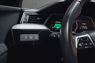Audi e-tron 55 quattro advanced 