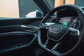 Audi e-tron 55 quattro advanced 