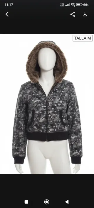Chaqueta con capucha y pelo Talla M