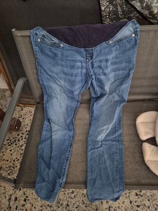 Ropa premamá variada